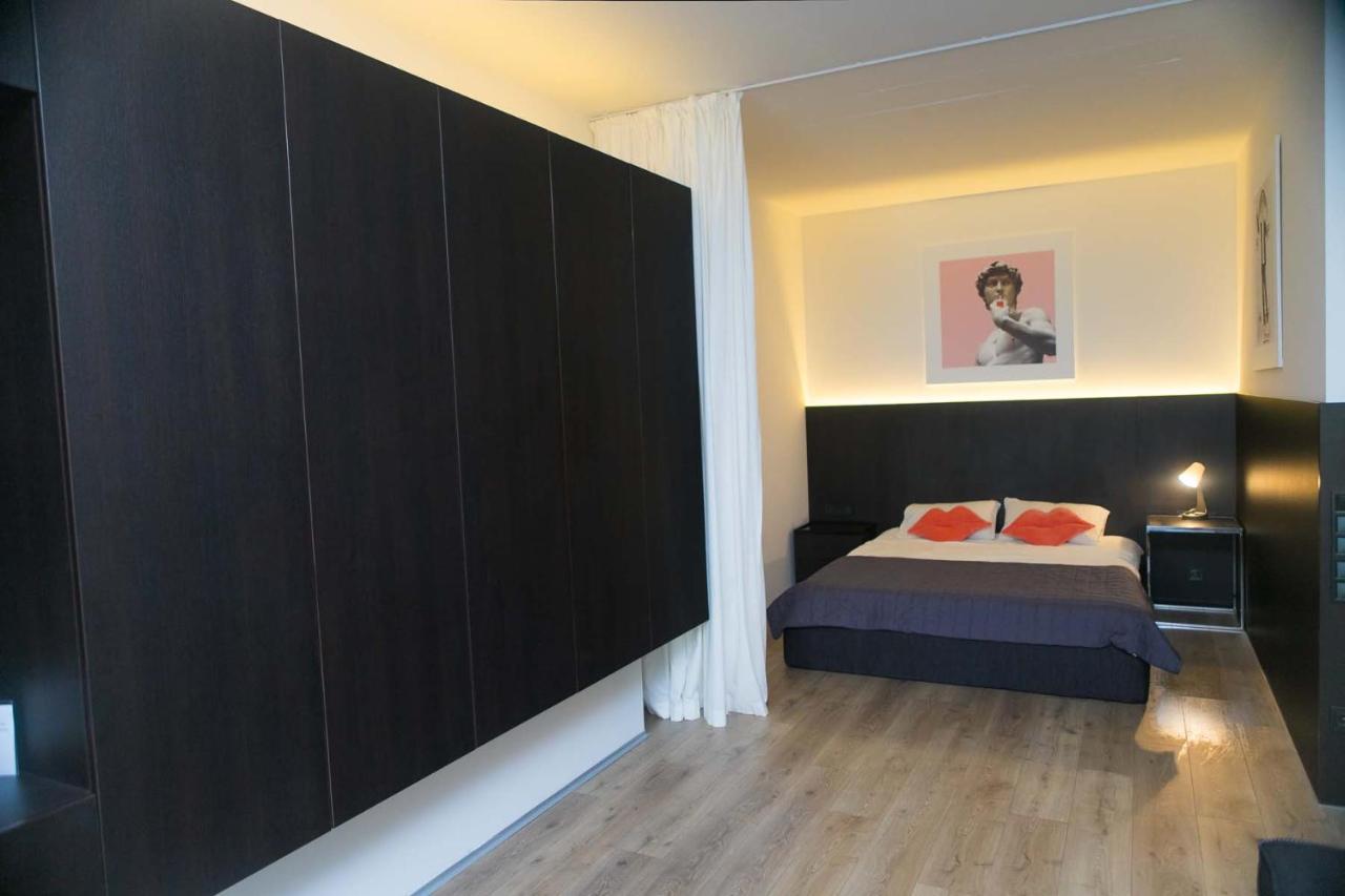 Stylish 1 Bedroom Studio Near Most City Днепър Екстериор снимка