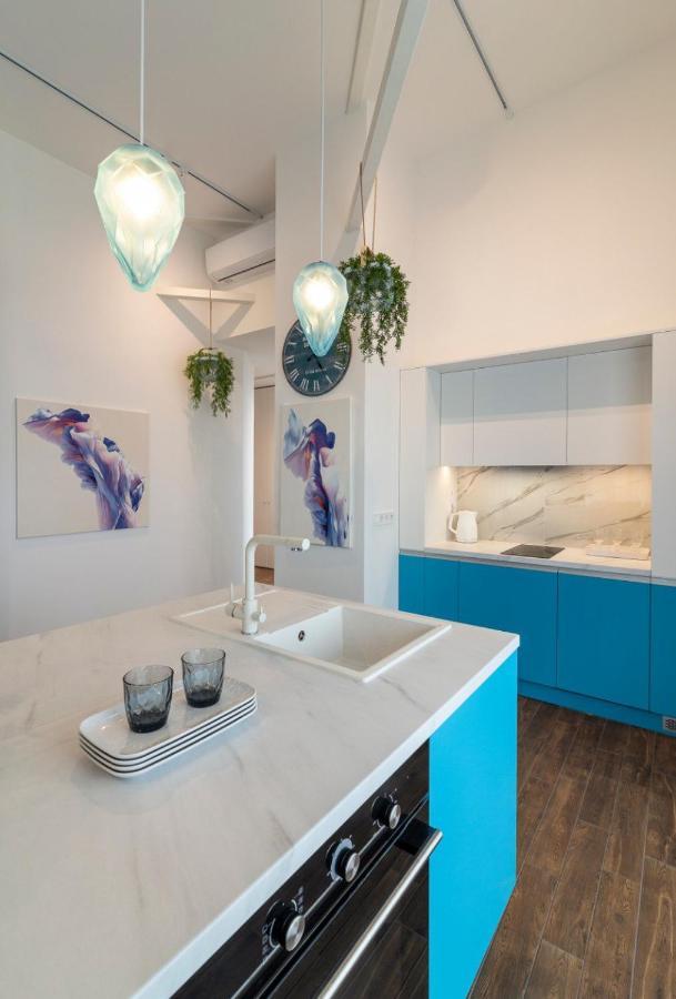 Stylish 1 Bedroom Studio Near Most City Днепър Екстериор снимка