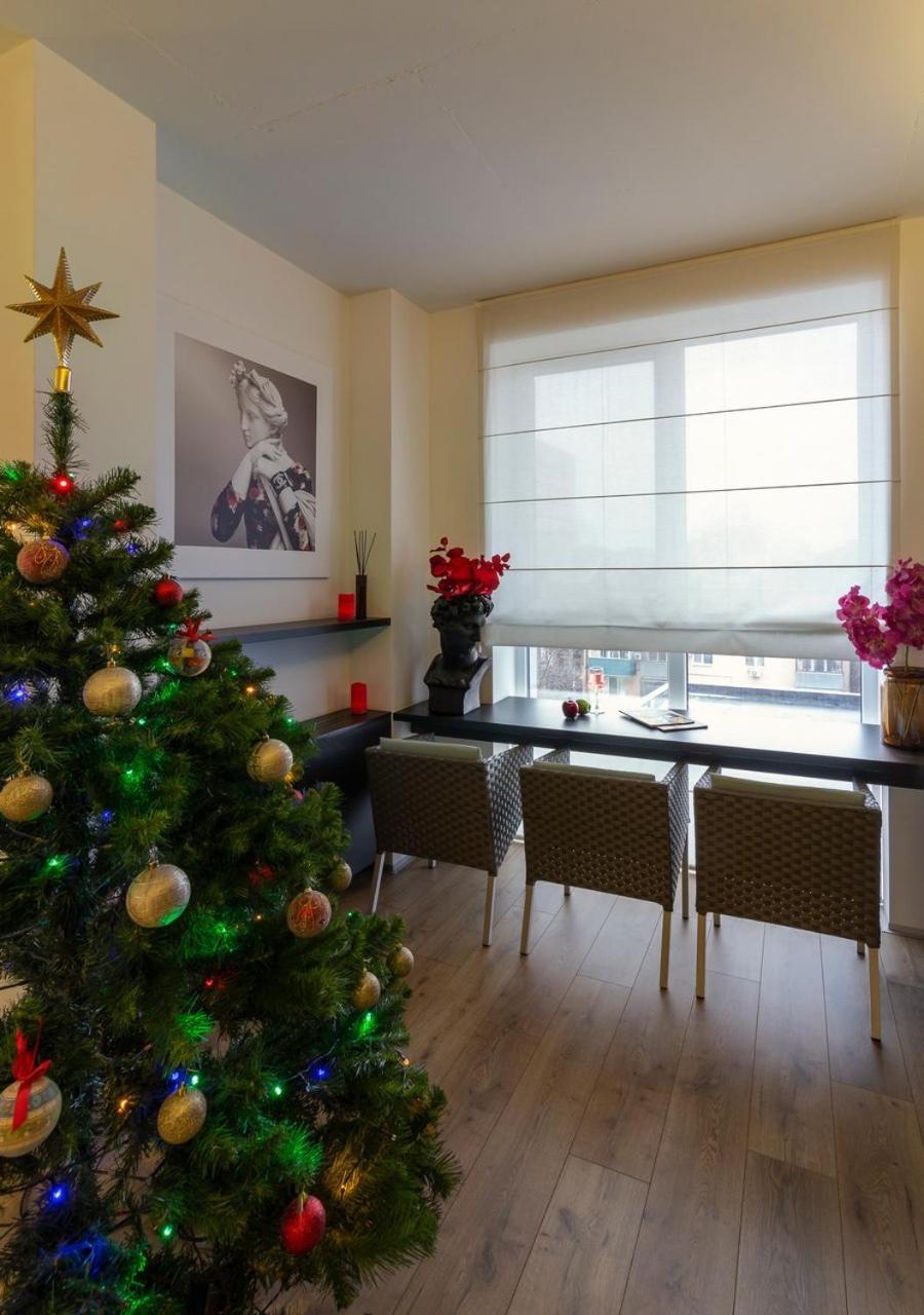 Stylish 1 Bedroom Studio Near Most City Днепър Екстериор снимка